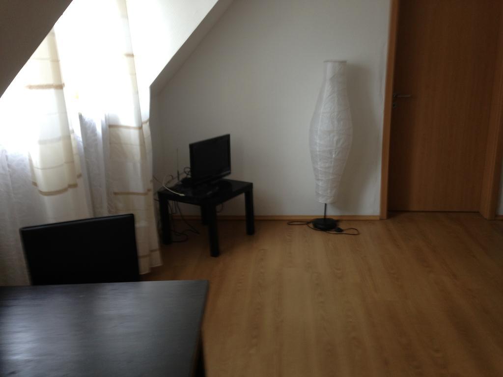 Schönes Apartment in Essen Zimmer foto